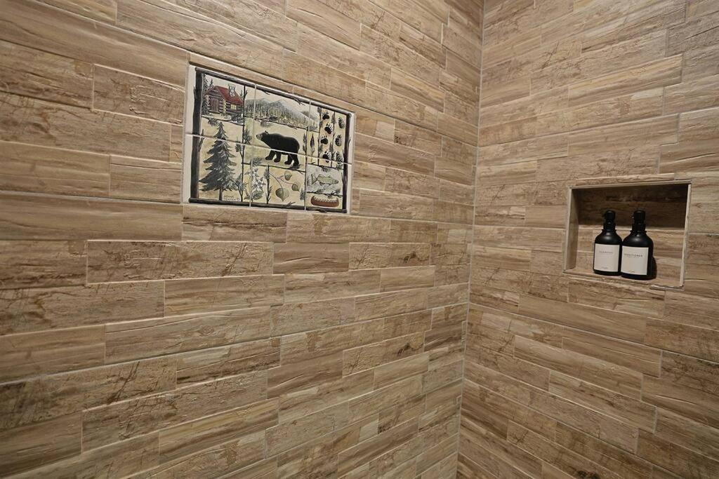 Rustic Modern Cabin With Hot Tub Near Rafting And Great Smokey Mountains Bryson City Exterior foto