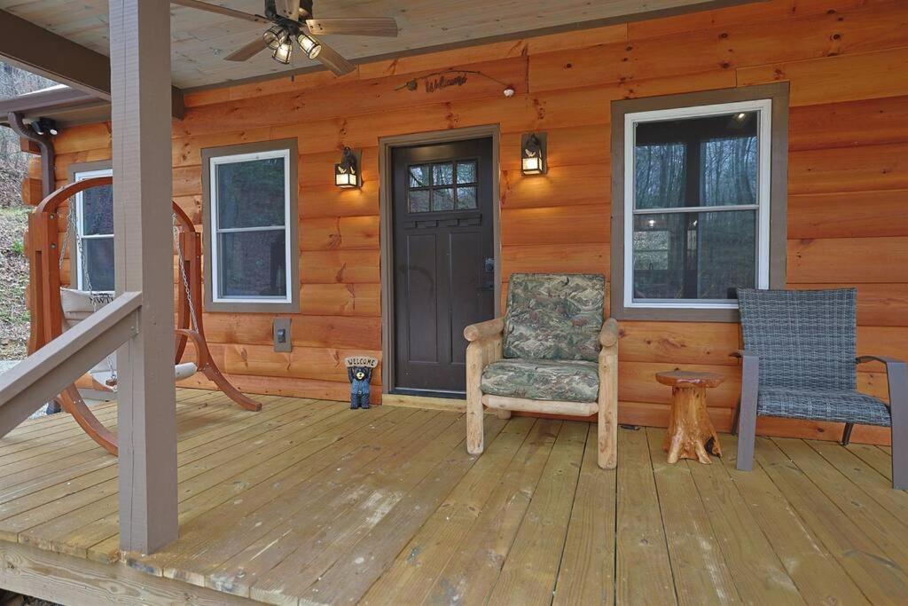 Rustic Modern Cabin With Hot Tub Near Rafting And Great Smokey Mountains Bryson City Exterior foto
